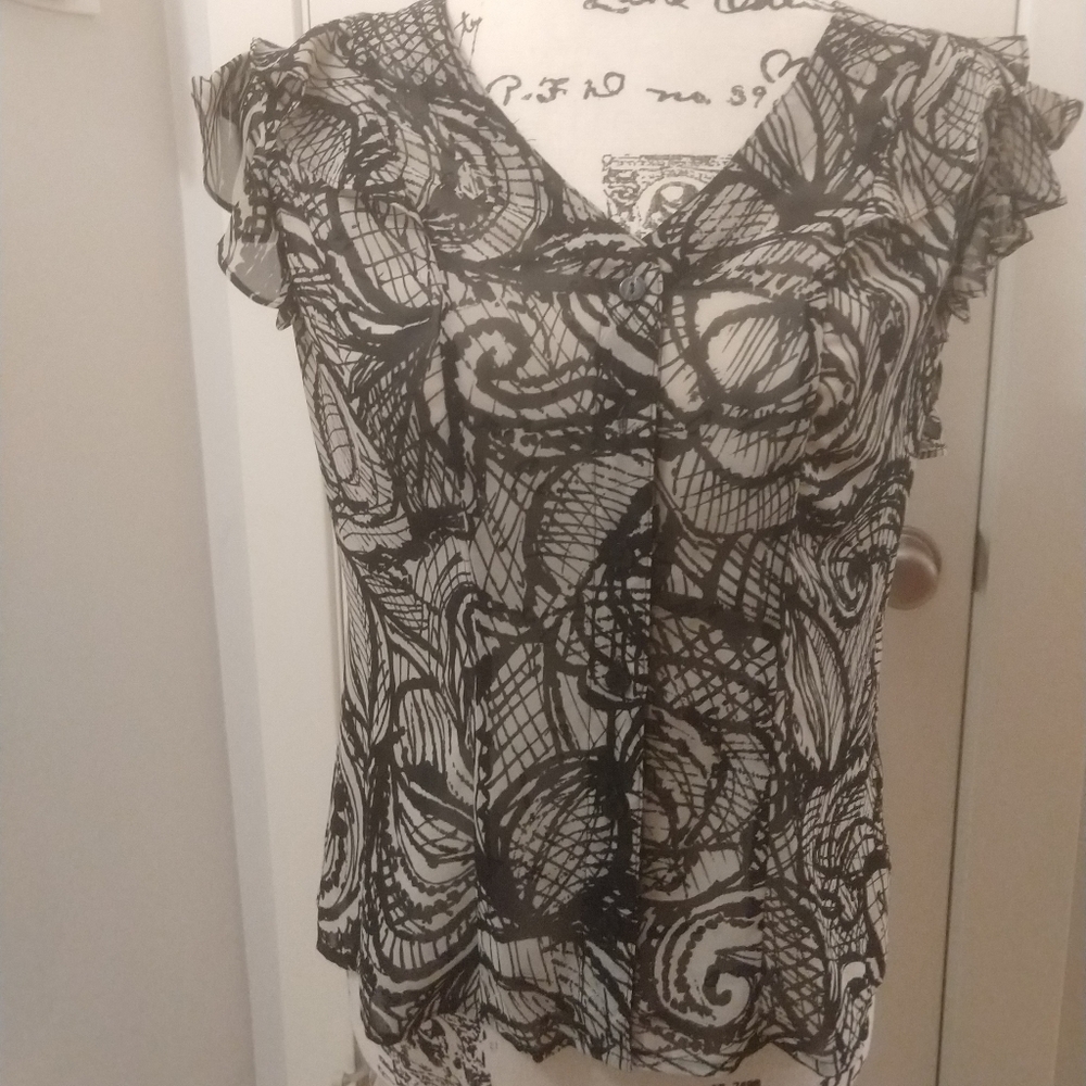 Worthington sleeveless top